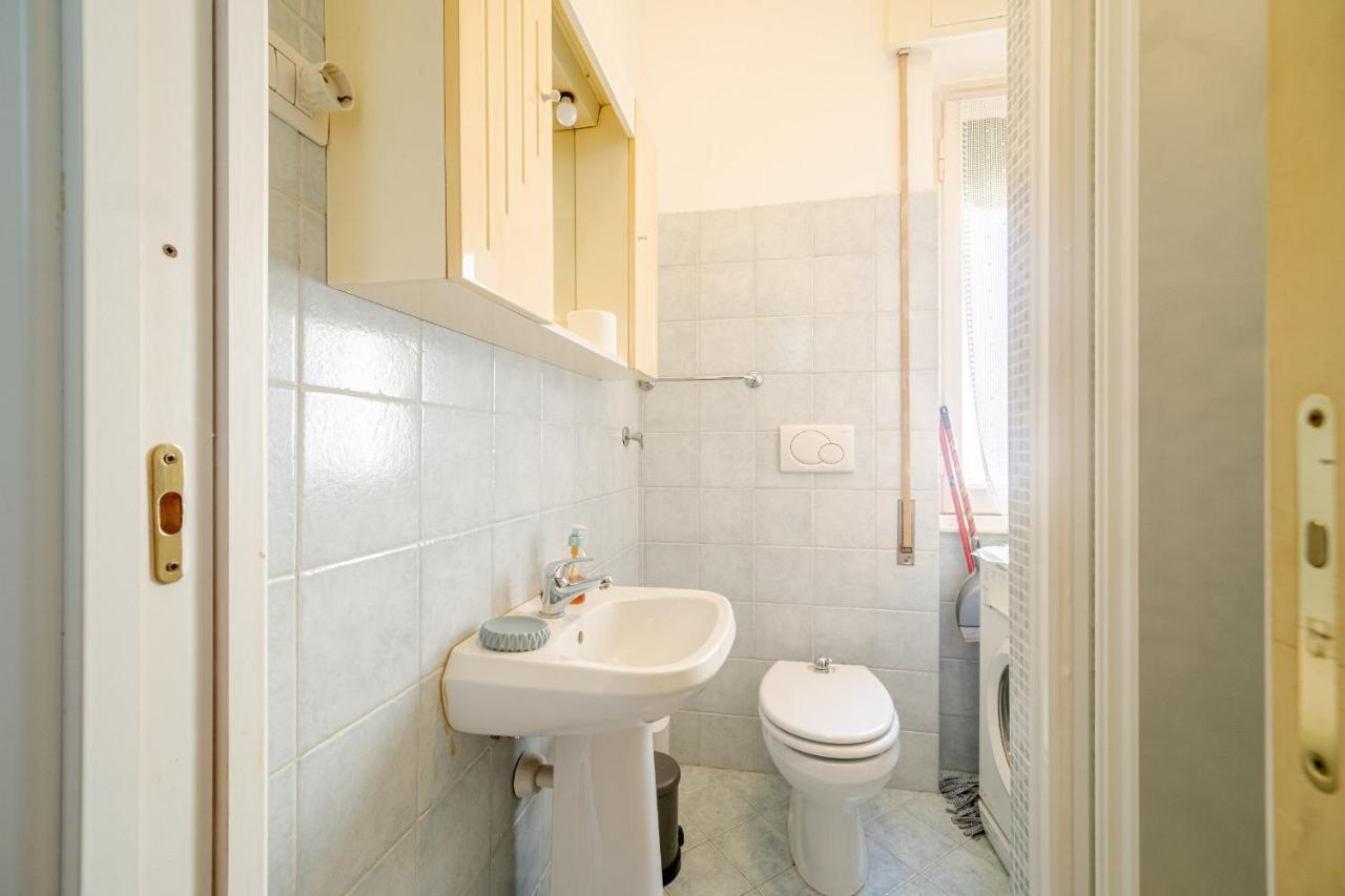 Borgoratti Comfortable Apartment Генуя Экстерьер фото